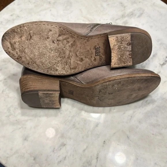 FRYE Carson Piping Bootie Graphite size 11 Excellent condition - Picture 8 of 8